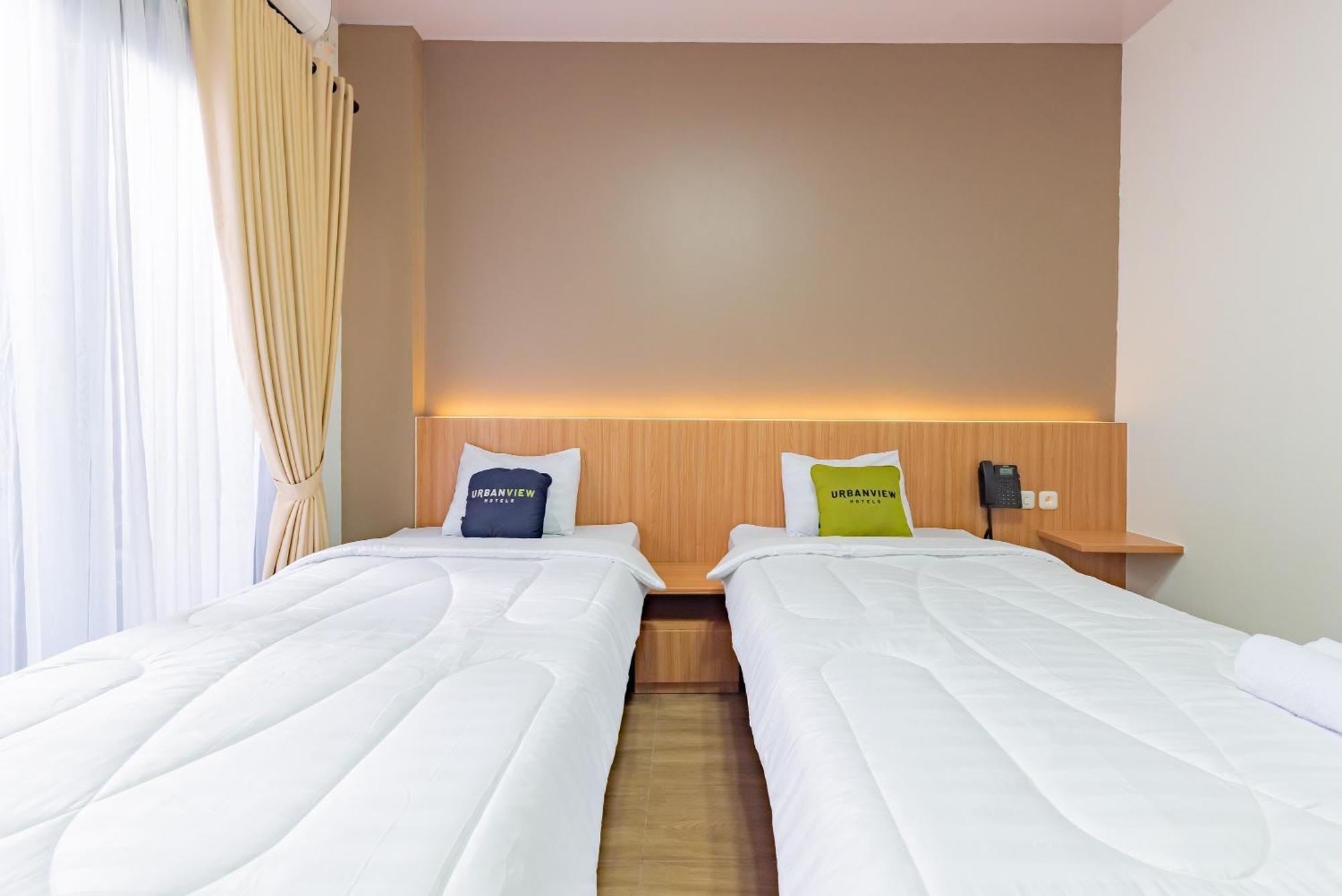 Urbanview Hotel Inkoppabri Cisarua Puncak Екстер'єр фото