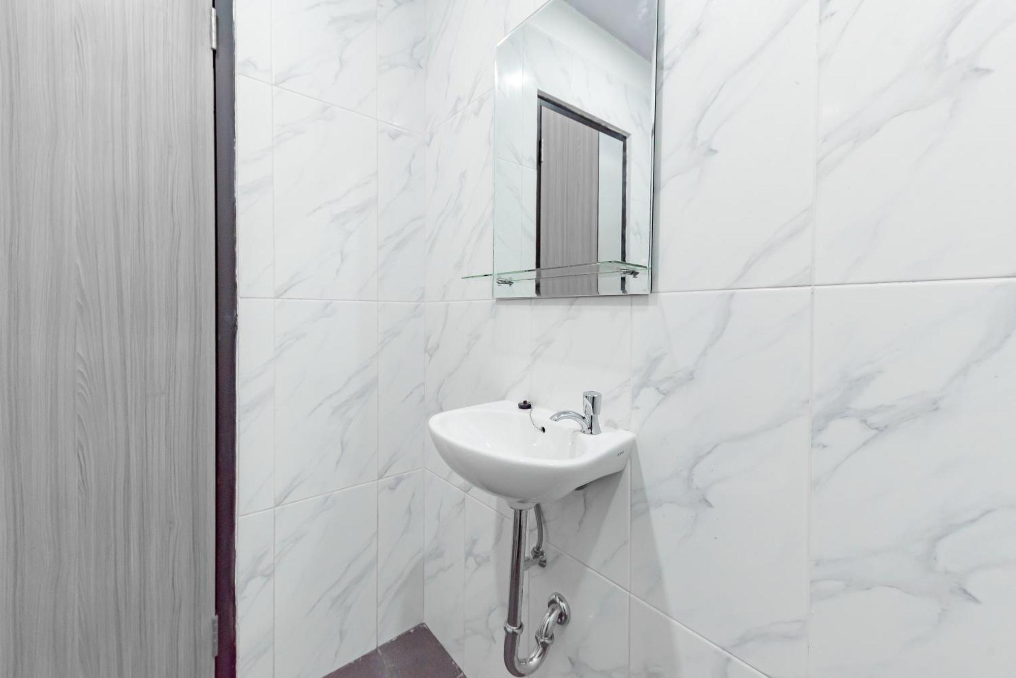 Urbanview Hotel Inkoppabri Cisarua Puncak Екстер'єр фото
