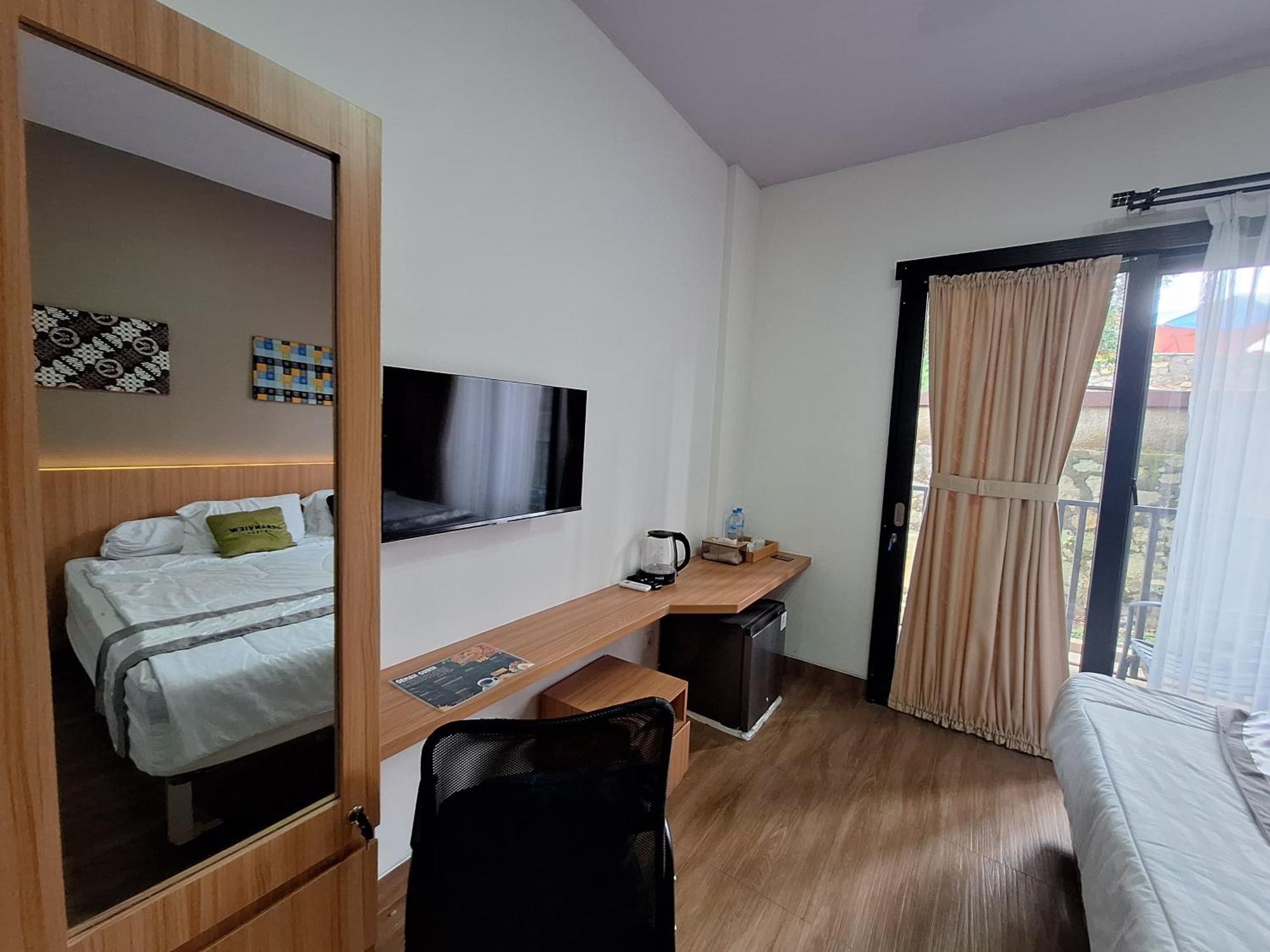Urbanview Hotel Inkoppabri Cisarua Puncak Екстер'єр фото