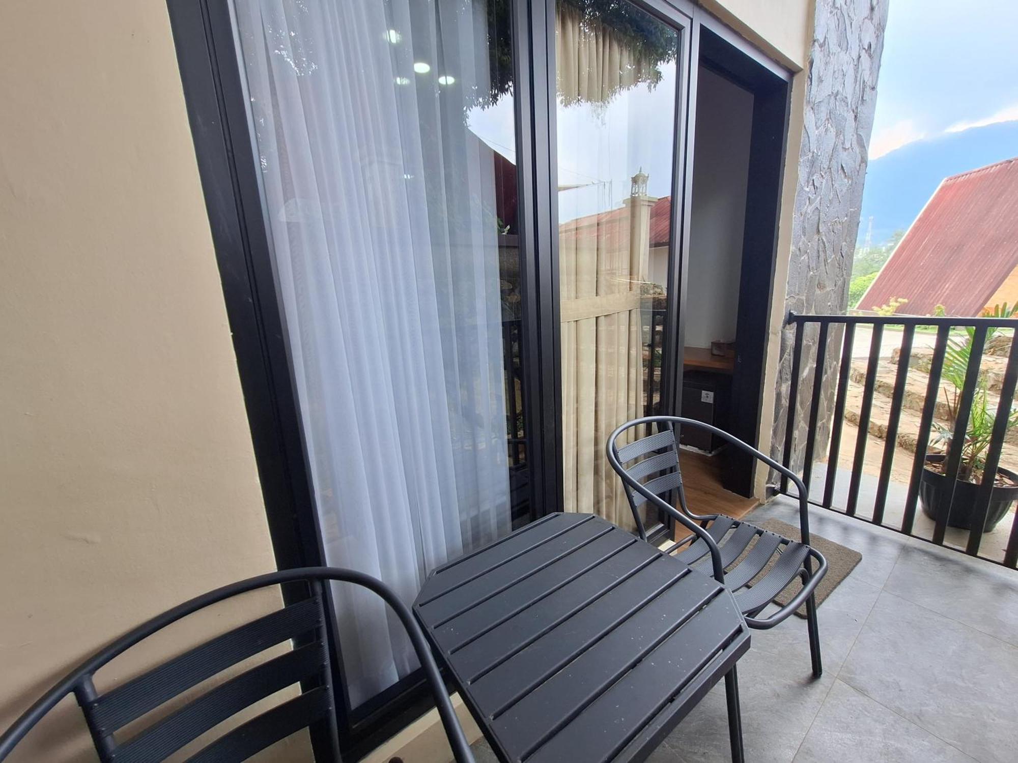 Urbanview Hotel Inkoppabri Cisarua Puncak Екстер'єр фото